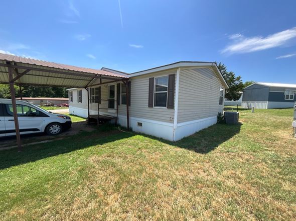Shawnee house for rent - 37778 Hayes Lane (66)