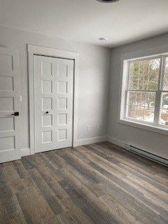 New Minas apartment for rent - an empty room with a white door and a window