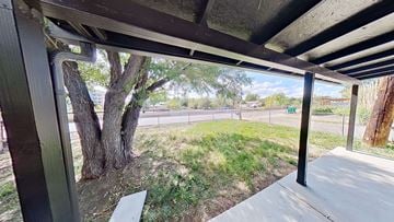 Lakewood house for rent - 6695 West 13th Avenue, Lakewood