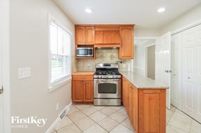 Greensboro house for rent - 2006 Red Forest Road Greensboro, NC 27410