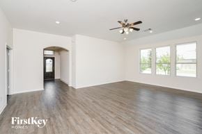Sealy house for rent - 118 White Wing Lane Sealy, TX 77474