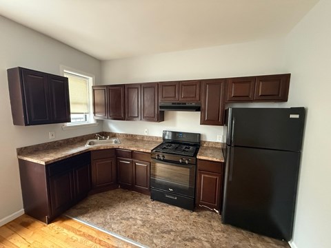 Floor plan for 1 bed, 1 bath, 660 sqft