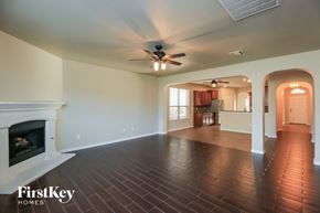 Yukon house for rent - 9708 Allie Hope Lane Yukon, OK 73099
