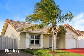 Miami house for rent - 14979 SW 63rd Street Miami, FL 33193