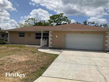 Port Charlotte house for rent - 557 MAYVIEW AVENUE NW PORT CHARLOTTE, FL 33952