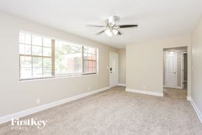 Jacksonville house for rent - 6641 PINE SUMMIT DRIVE JACKSONVILLE, FL 32211
