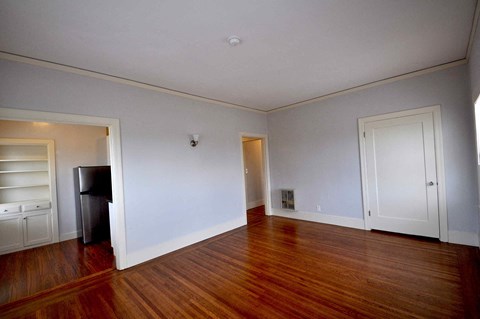 Floor plan for 1 bed, 1 bath