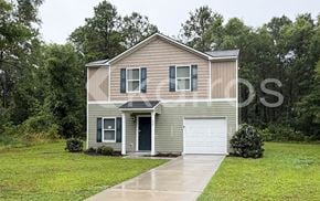 Midway house for rent - 259 Lake Pamona Rd