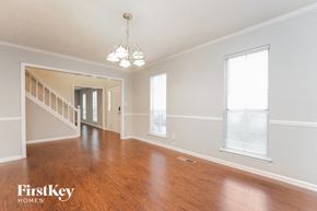 Stone Mountain house for rent - 555 Sherwood Grn Stone Mountain, GA 30087