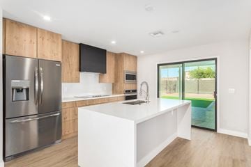 Scottsdale house for rent - 2410 North 72nd Place
