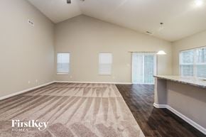 Indianapolis house for rent - 12128 Fall Court Indianapolis, IN 46229