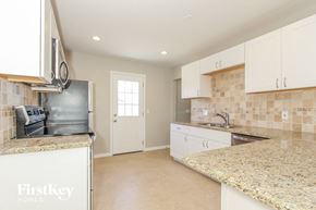 Phoenix house for rent - 14 W Kerry Lane Phoenix, AZ 85027