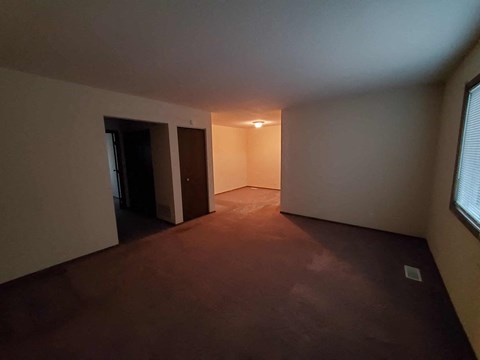 Floor plan for 2 beds, 1 bath, 900 sqft