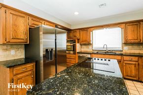 Edmond house for rent - 800 Adams Trail Edmond, OK 73012
