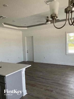 Cape Coral house for rent - 3910 NE 19th Place CAPE CORAL, FL 33909