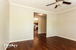 Tolleson house for rent - 101 N 87th Avenue Tolleson, AZ 85353