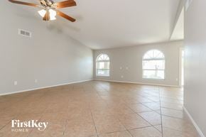 Phoenix house for rent - 3921 W Pershing Avenue Phoenix, AZ 85029