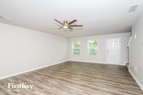 Riverdale house for rent - 2550 Wood Bend Lane Riverdale, GA 30296