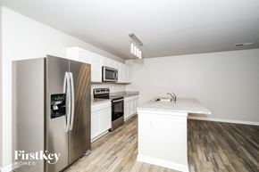 Riverdale house for rent - 2550 Wood Bend Lane Riverdale, GA 30296