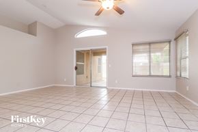 Glendale house for rent - 7356 W Crest Lane Glendale, AZ 85310