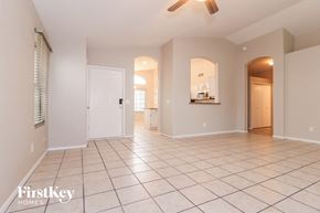 Glendale house for rent - 7356 W Crest Lane Glendale, AZ 85310