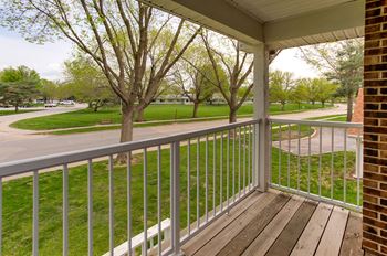 Private balcony/patio