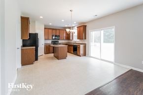 Moncks Corner house for rent - 200 Palmetto Village Circle Moncks Corner, SC 29461