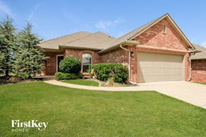 Moore house for rent - 813 SW 38th Street Moore, OK 73160