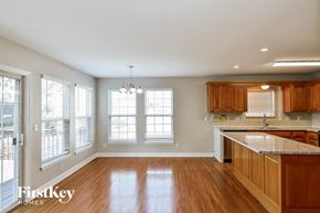 Lee's Summit house for rent - 2008 SW Kline Avenue Lee's Summit, MO 64082