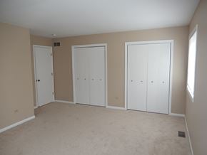 Elgin house for rent - 326 N. Airlite Street