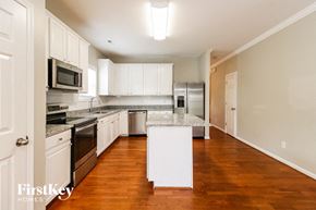 Greensboro house for rent - 6000 Black Willow Drive Greensboro, NC 27405