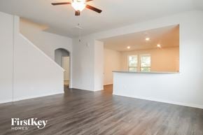 Anahuac house for rent - 119 Lakeway Circle Anahuac, TX 77514