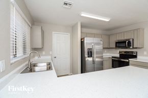Phoenix house for rent - 3131 W Jessica Lane Phoenix, AZ 85041