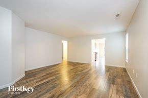 Columbus house for rent - 2604 Tealwater Trail Drive Columbus, OH 43207
