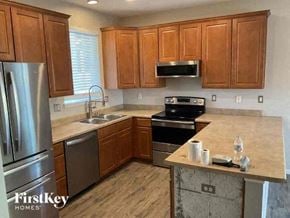 Commerce City house for rent - 10051 Dillon Commerce City, CO 80022