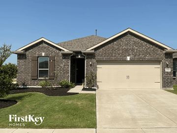 Aubrey house for rent - 2501 Walker Avenue Aubrey, TX 76227