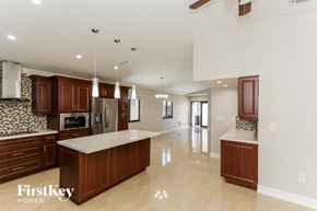 Hialeah house for rent - 2884 W 73rd Ter Hialeah, FL 33018