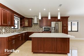Hialeah house for rent - 2884 W 73rd Ter Hialeah, FL 33018