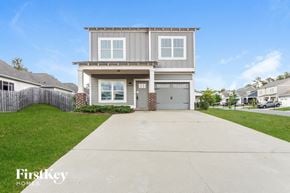 Birmingham house for rent - a gray and with a driveway in front of it