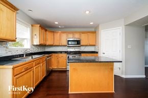 Indianapolis house for rent - 3103 Stillcrest Lane Indianapolis, IN 46217
