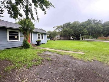 Bay City house for rent - 3521 4th Street