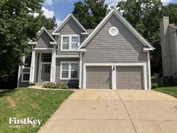 Kansas City house for rent - 5715 Ames Avenue Kansas City, MO 64151