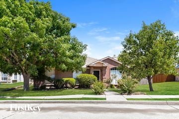 Mesquite house for rent - 1519 CEDARCREST CIR Mesquite, TX 75149
