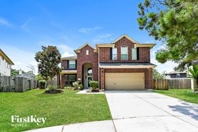 Houston house for rent - A brick house with a garage is for sale.