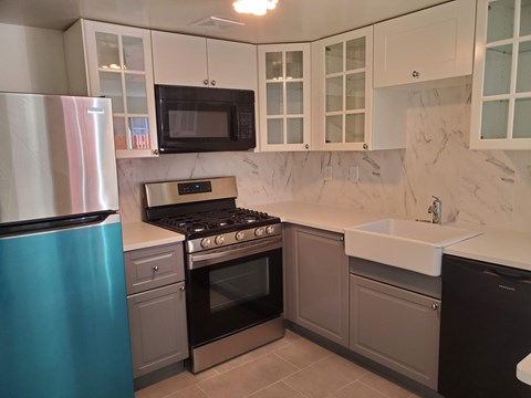 Floor plan for 2 beds, 1.5 baths