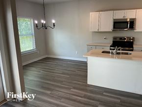 Clanton house for rent - 300 Avalon Way Clanton, AL 35045
