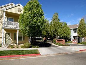 Davis apartment for rent - Exterior of building with landscape
