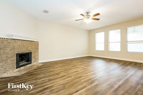 Fort Worth house for rent - 401 Deer Lake Drive Fort Worth, TX 76140