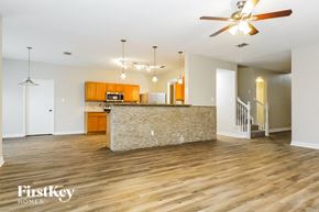 Fort Worth house for rent - 401 Deer Lake Drive Fort Worth, TX 76140