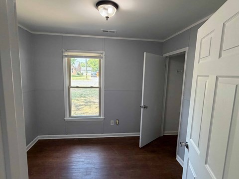 Floor plan for 3 beds, 2 baths, 1106 sqft